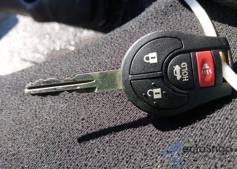 2013 Nissan Sentra S z USA, uszkodzony, nr VIN 3N1AB7AP7DL752843